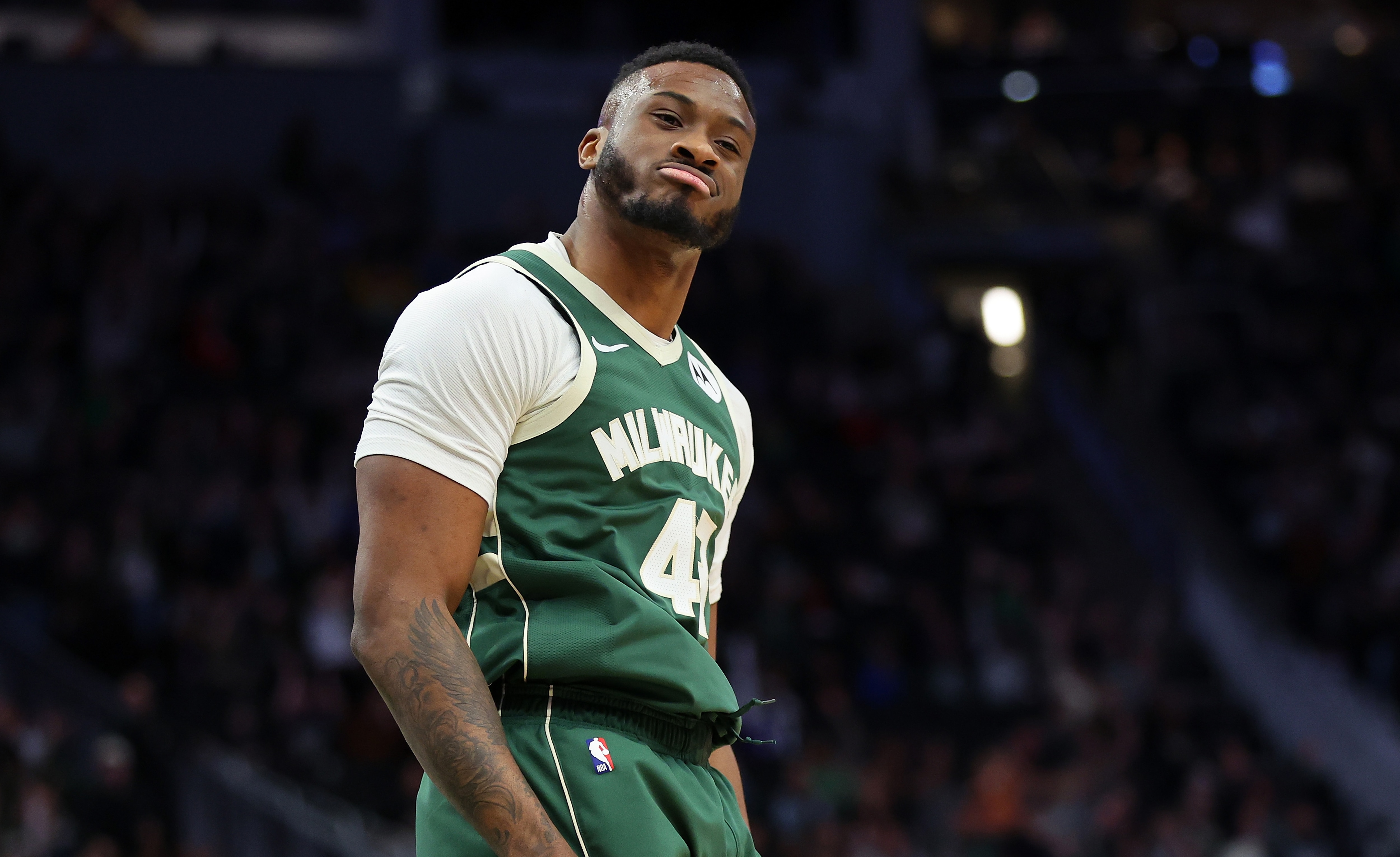 Thanasis Antetokounmpo Re-signs with Milwaukee Bucks on One-Year Contract