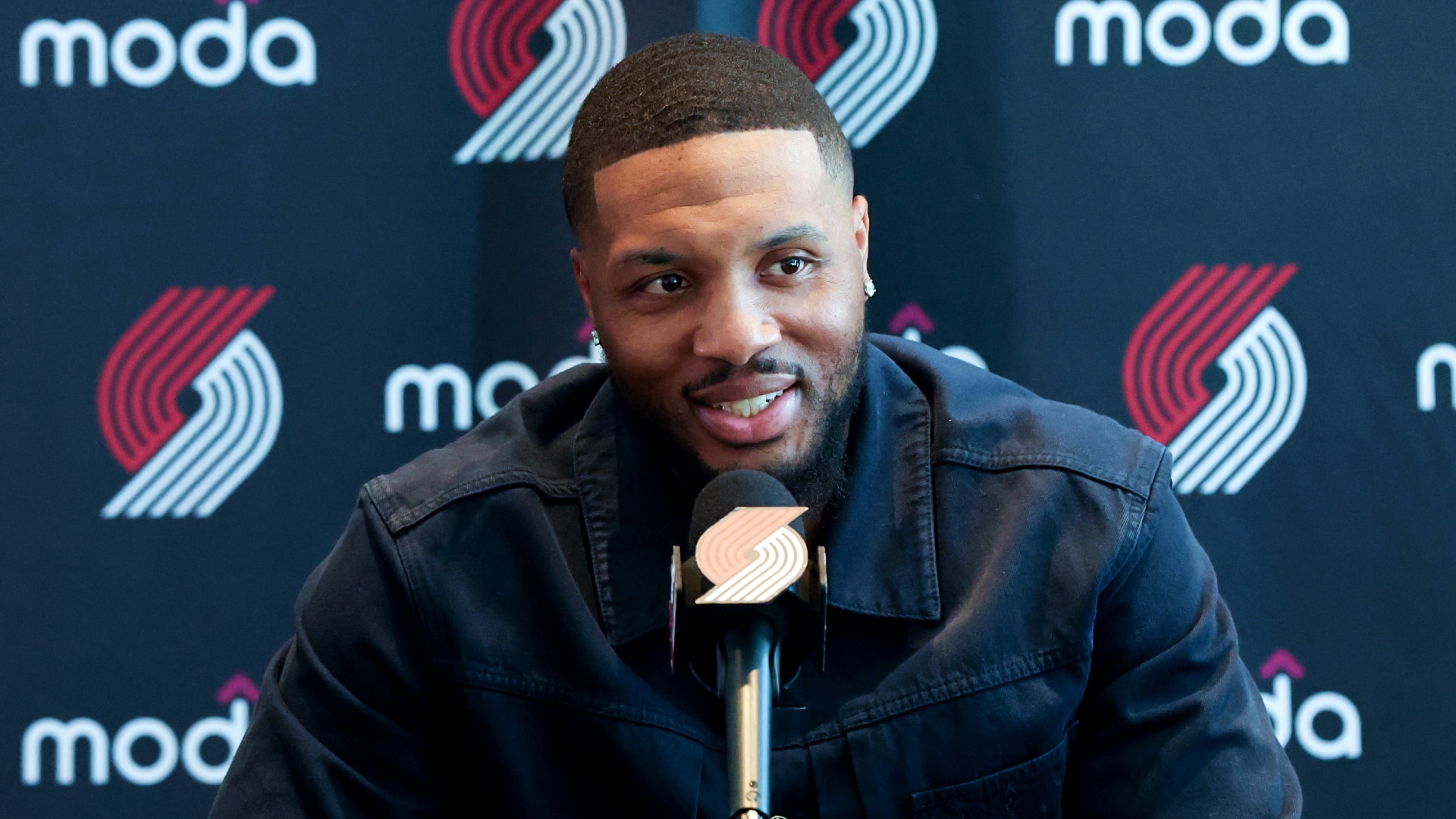 Damian Lillard announces he's taking over as GM of Weber State basketball