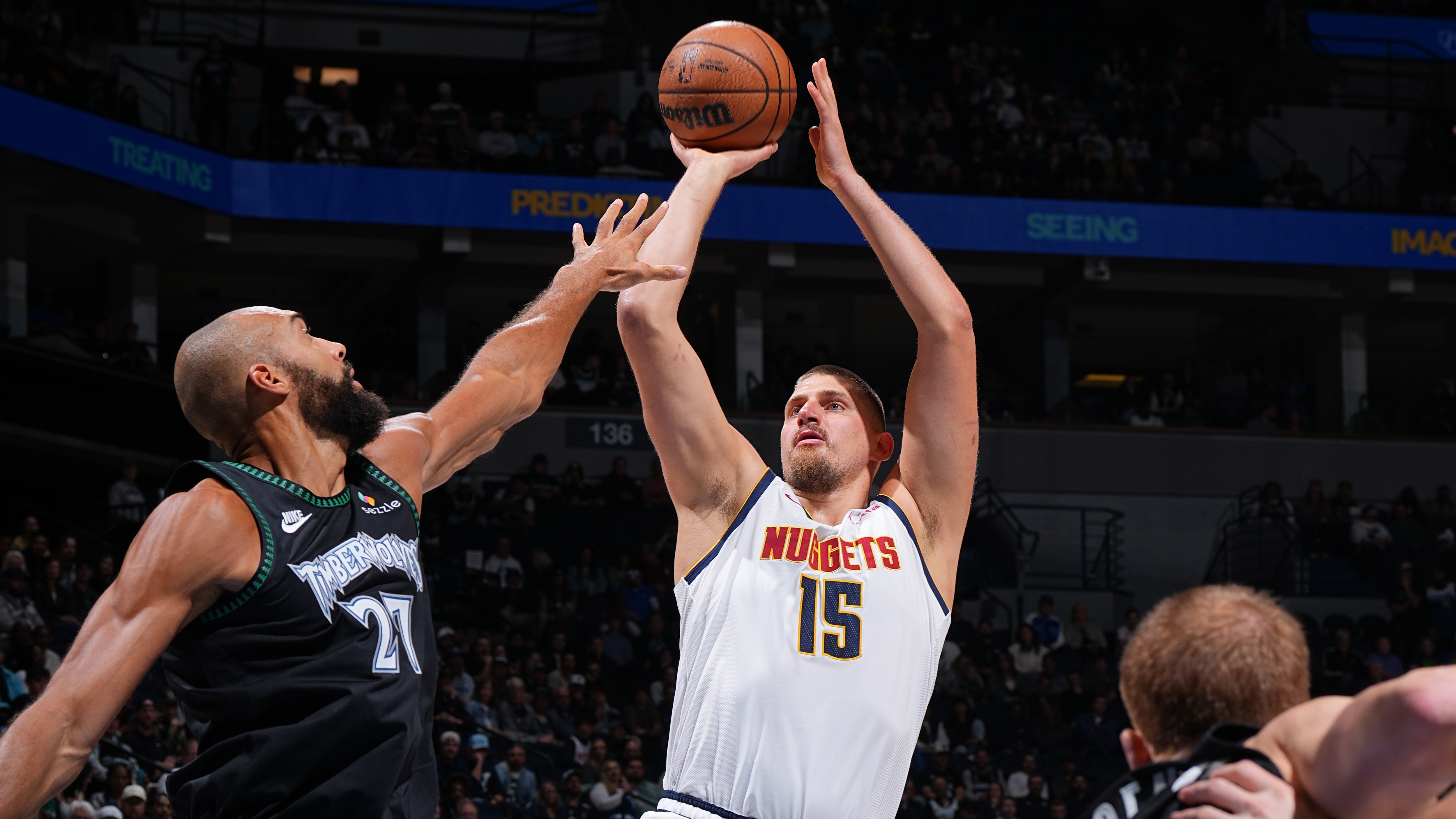 Live Updates: Top highlights and moments from Monday's NBA action