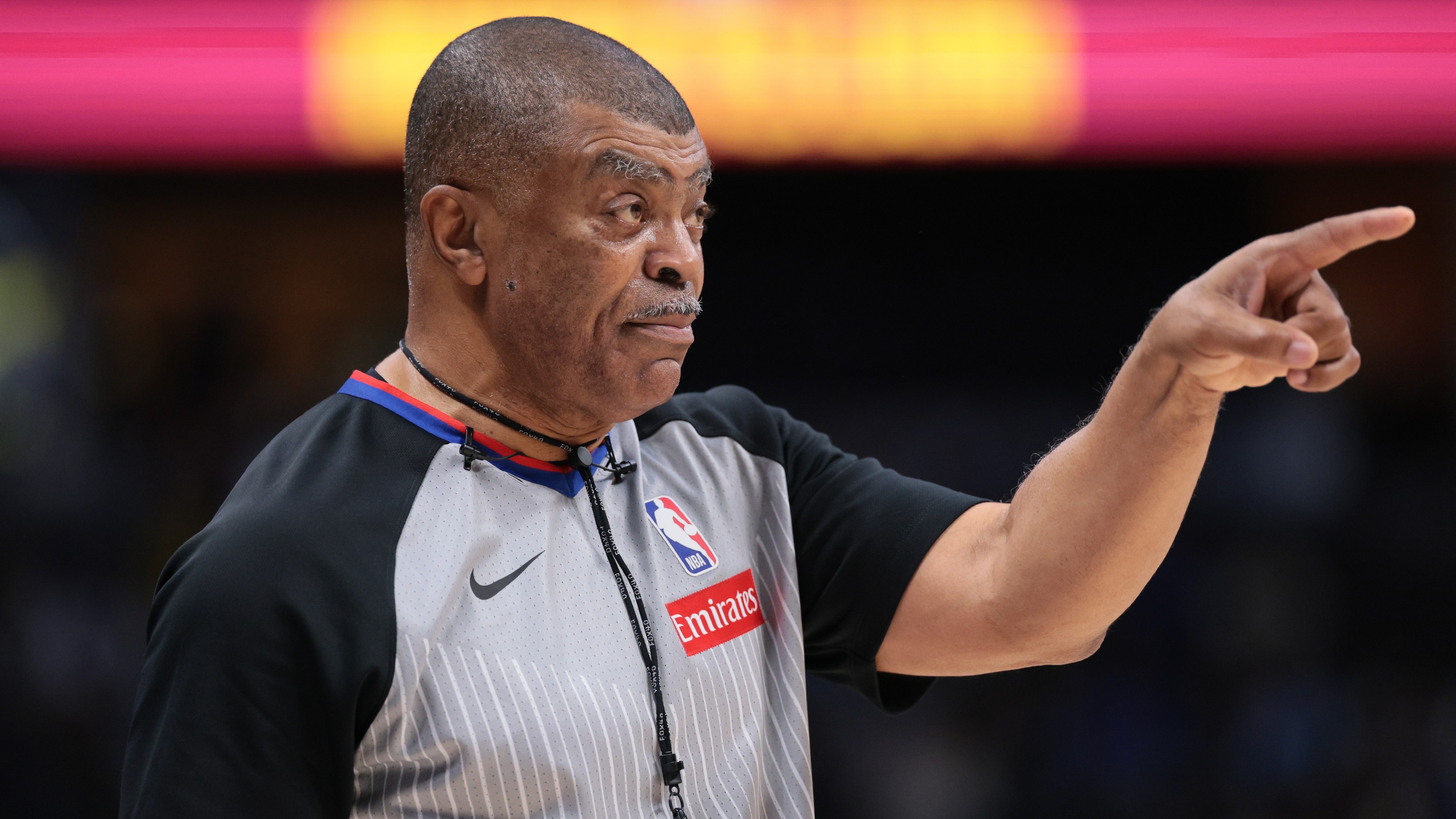 NBA referee headset communication to begin Nov. 1