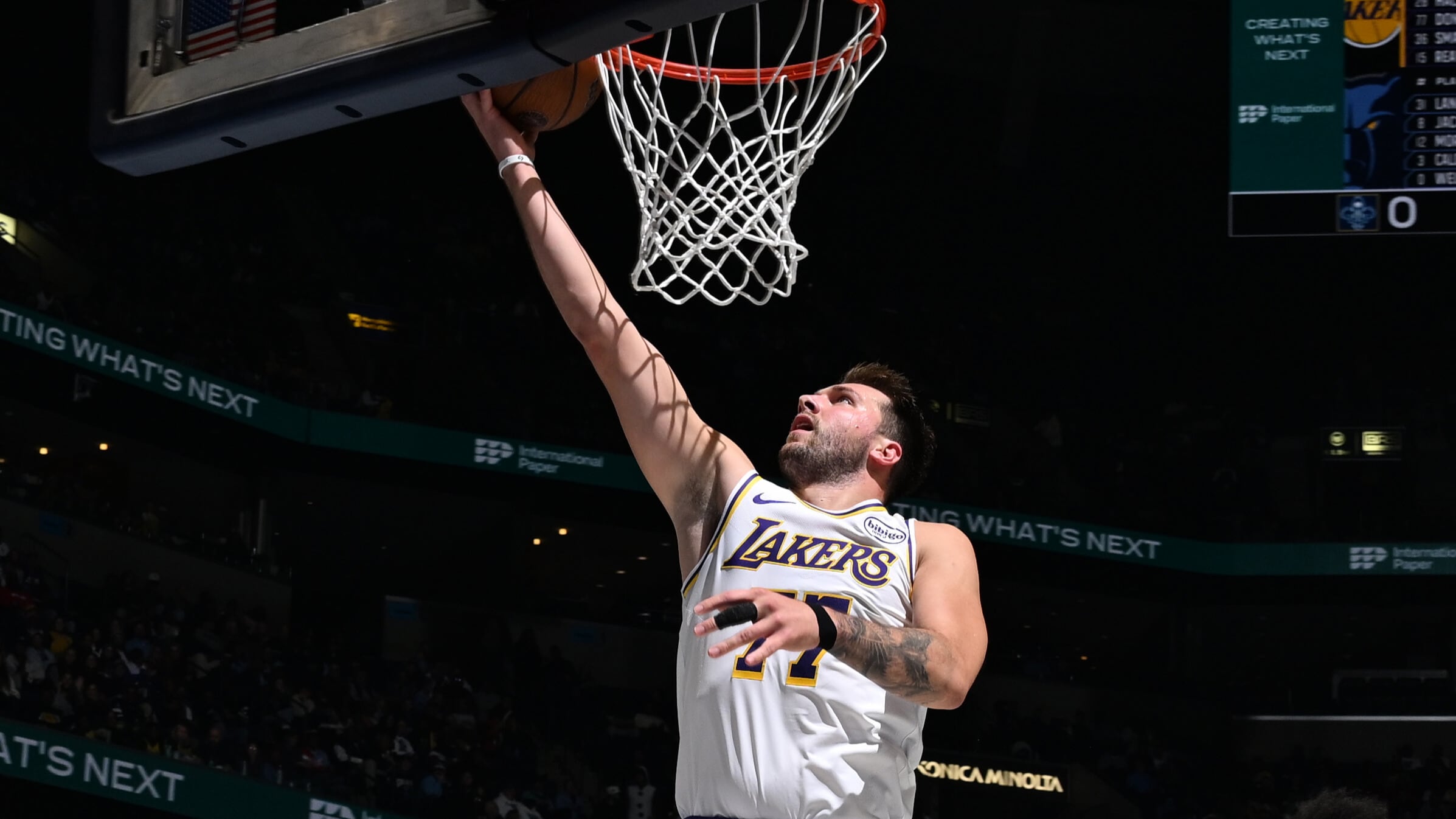 Luka Dončić starts, making Lakers return after missing 3 games