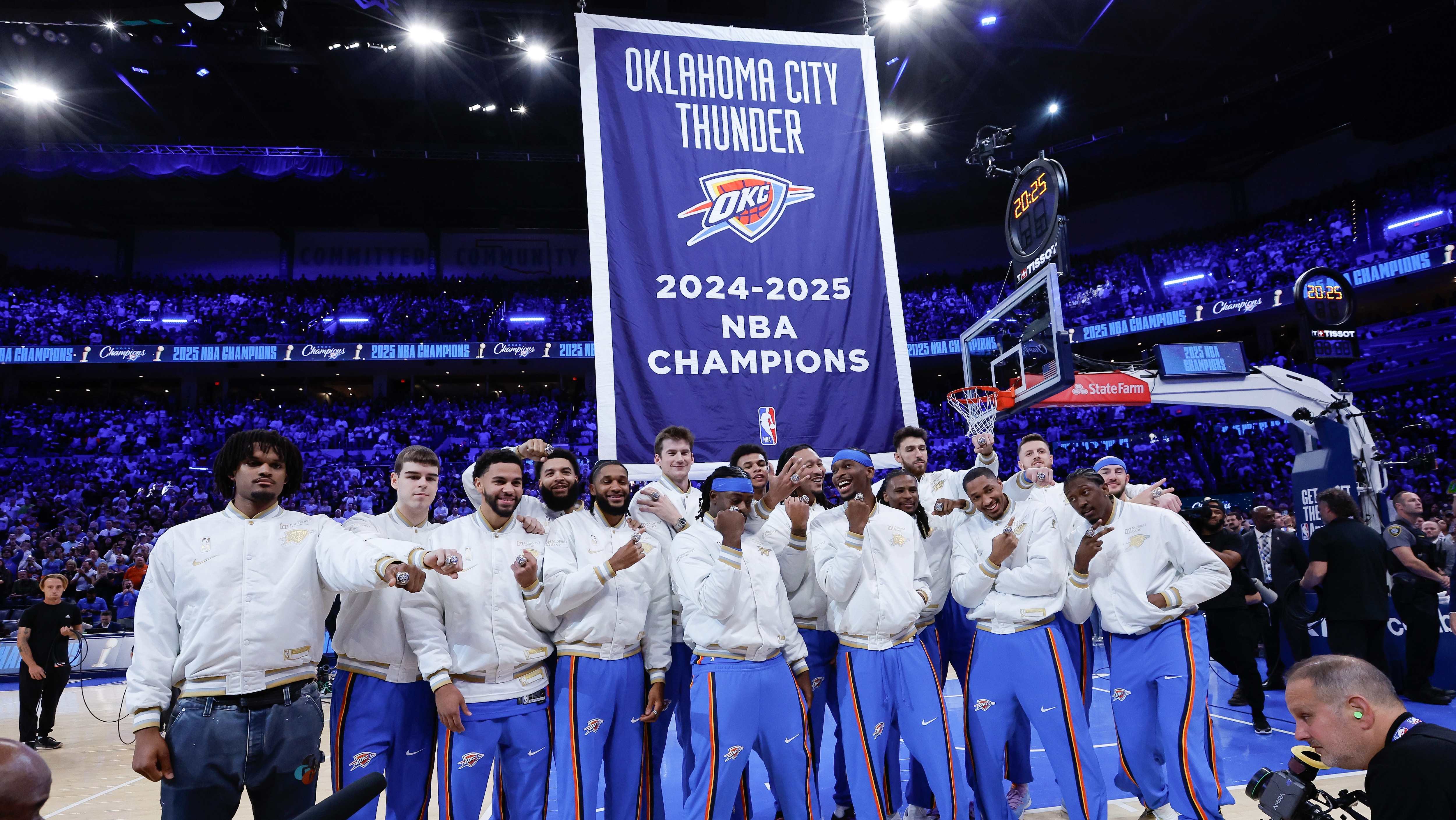 Thunder receive championship rings, raise banner to the rafters on opening night