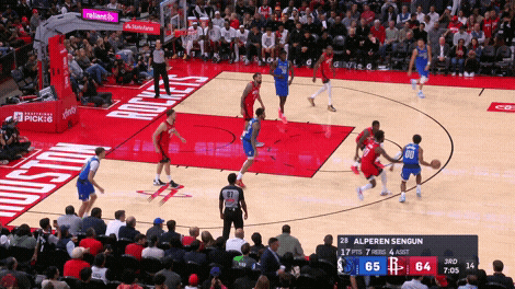 Rockets zone defense vs. Dallas