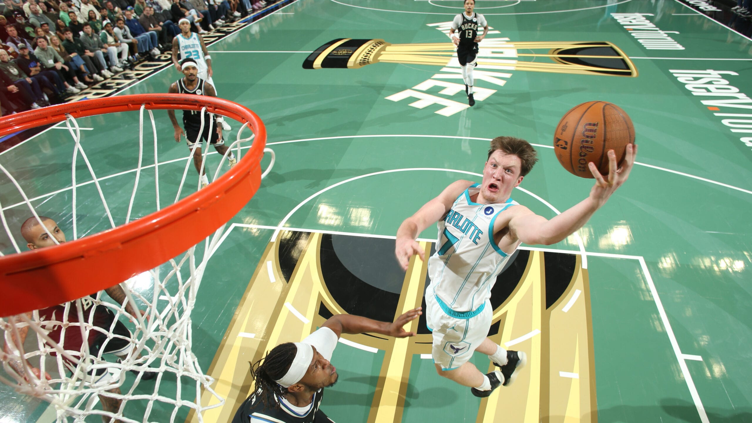 Kon Knueppel scores career-high 32 points vs. Bucks in Emirates NBA Cup 2025 Group Play