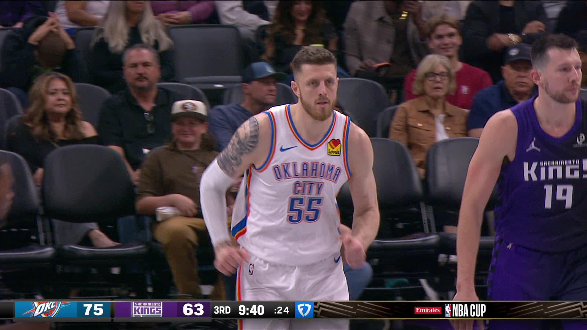 Isaiah Hartenstein posts career-high 33 points, 19 rebounds vs. Kings