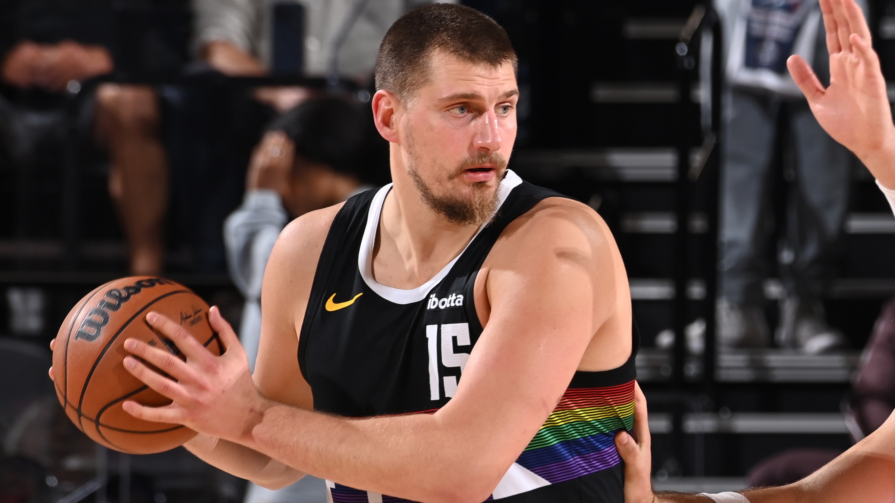 Starting 5: An all-time Jokić performance & a patented Curry flurry