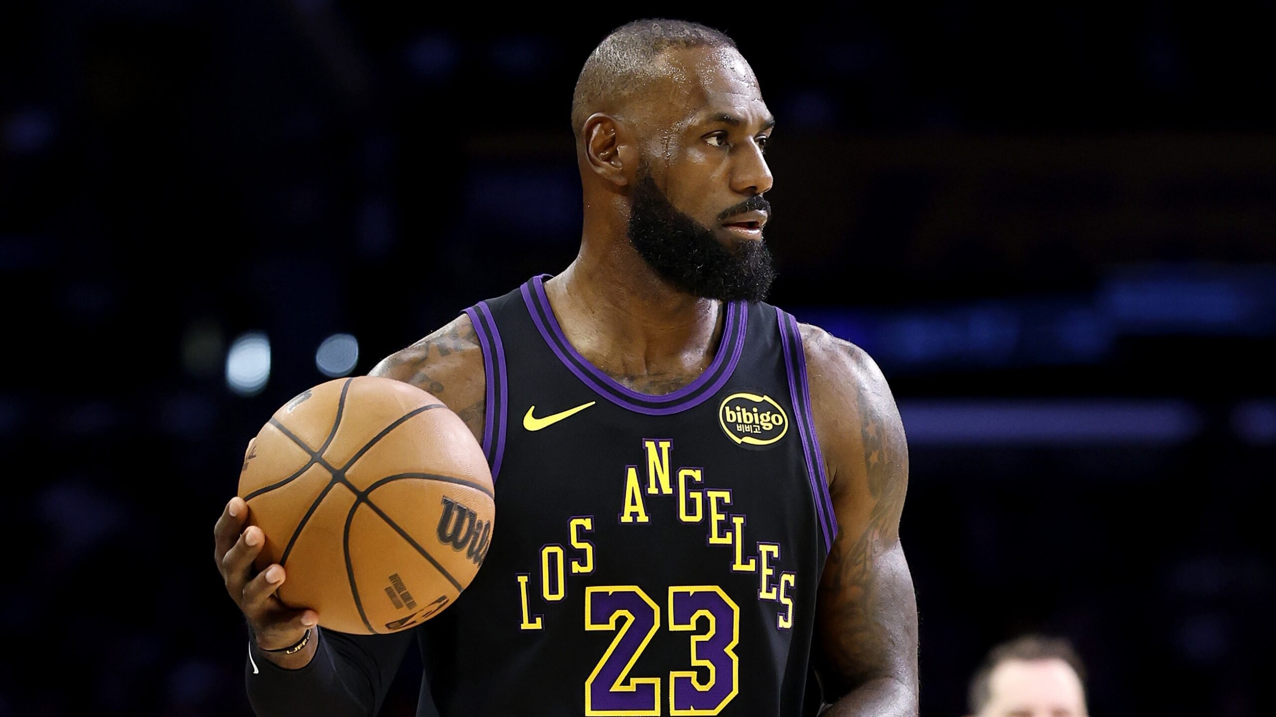 LeBron James' return highlights a six-game night in the NBA