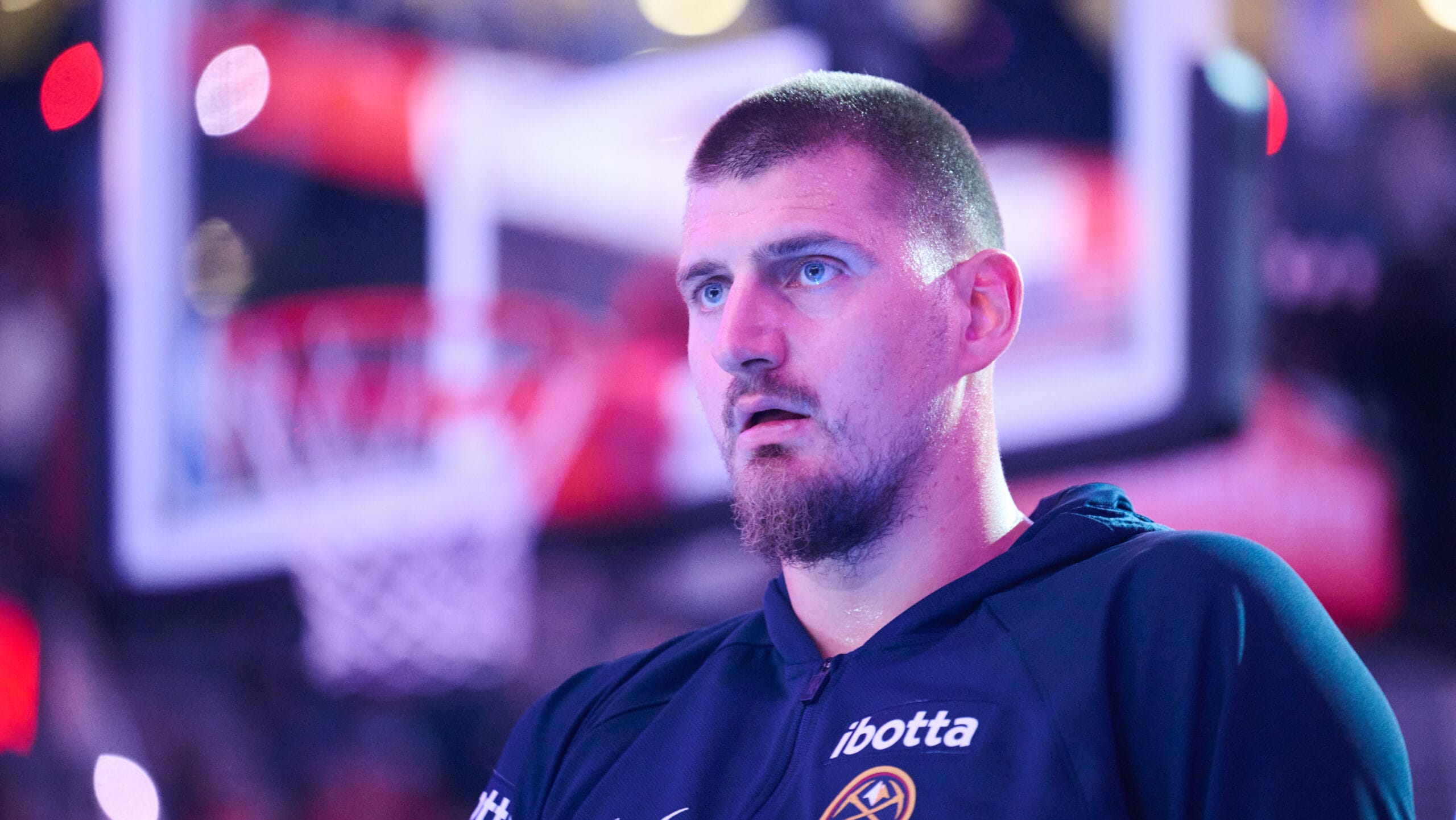 Nets' star Kyrie Irving steadfast on vaccine despite Durant injury