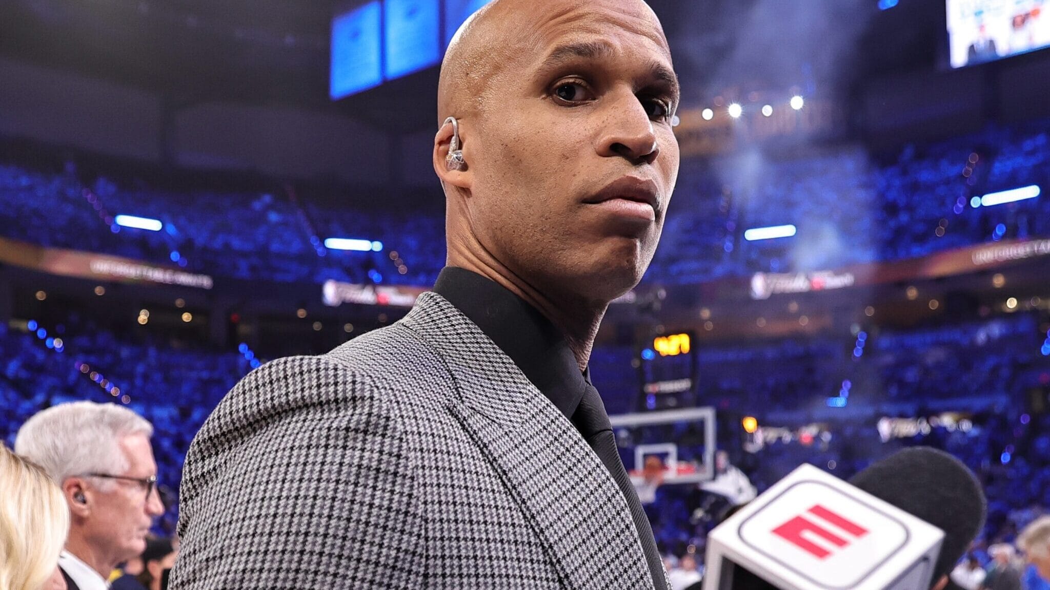 Make room for Richard Jefferson in your living room