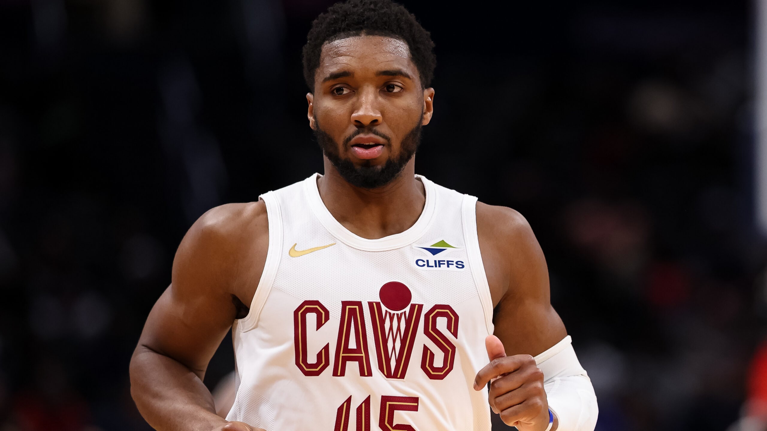 Live Updates: Top moments and highlights of a 7-game night in the NBA