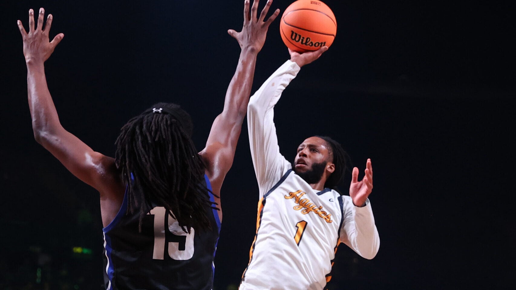 North Carolina A&T comes back to edge Hampton University in 2026 HBCU Classic