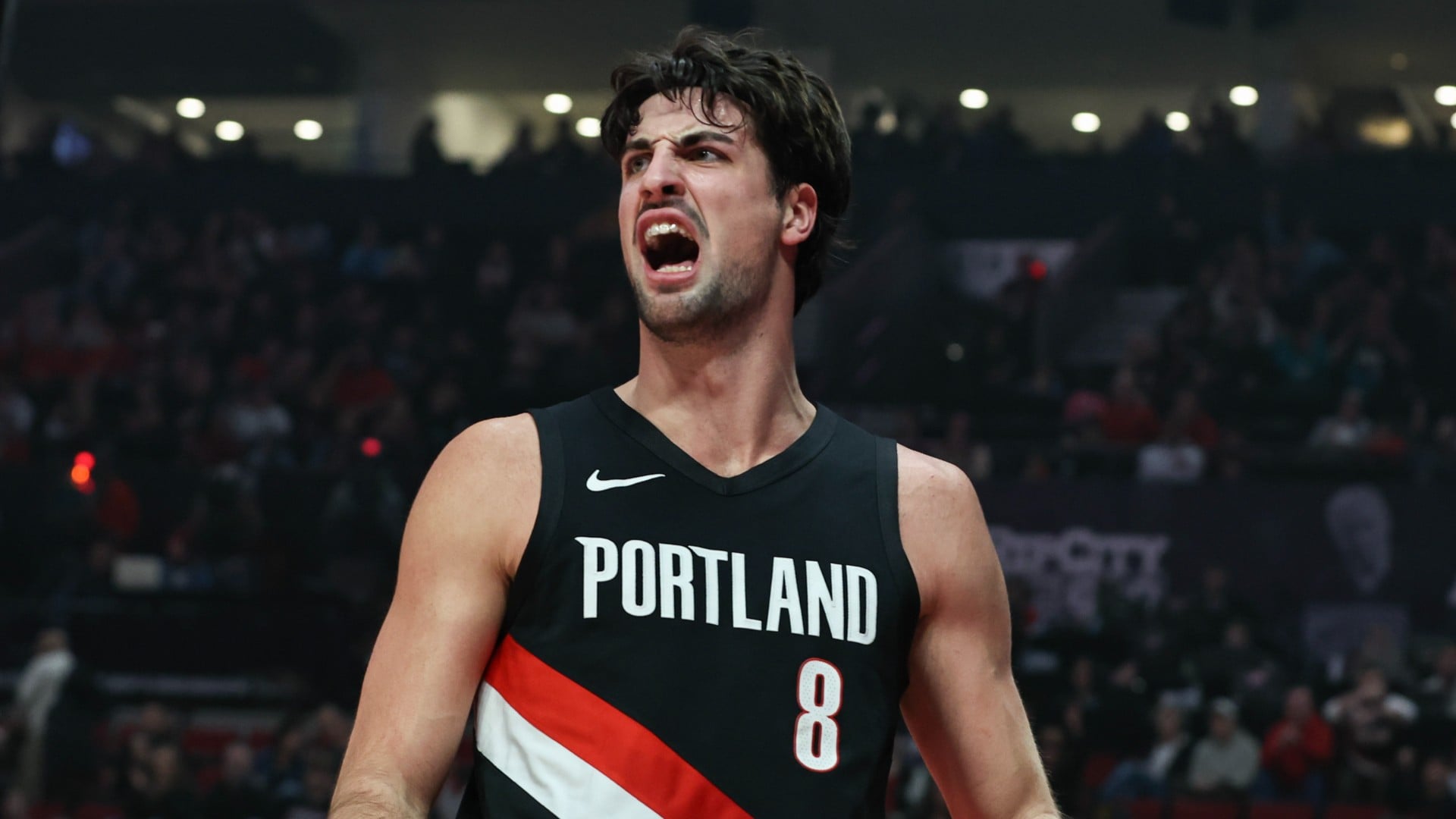 Live Updates: Top moments, scores and highlights from Sunday's NBA action