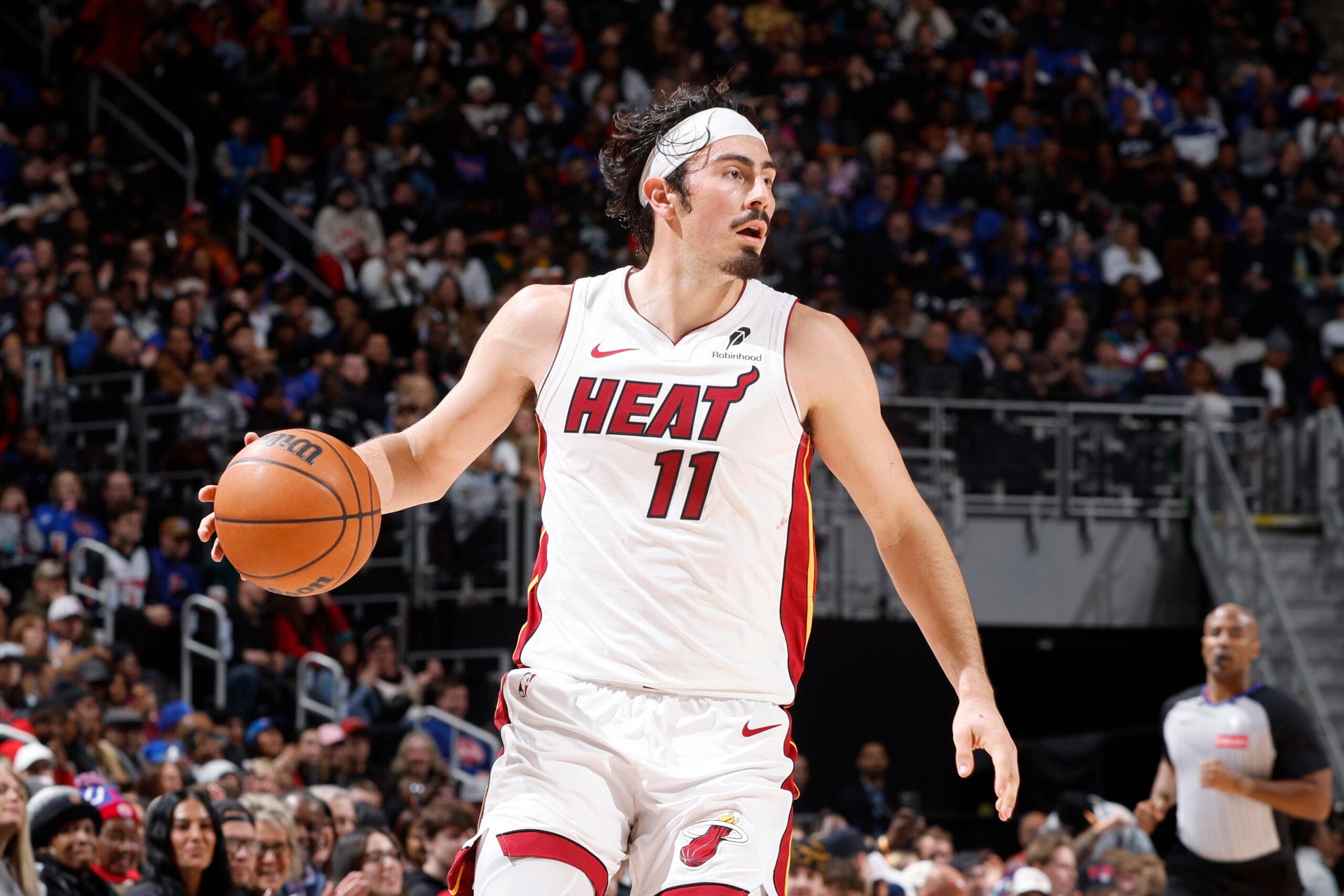 FISLL's Love our Game Value our Lives T-shirt | NBA.com