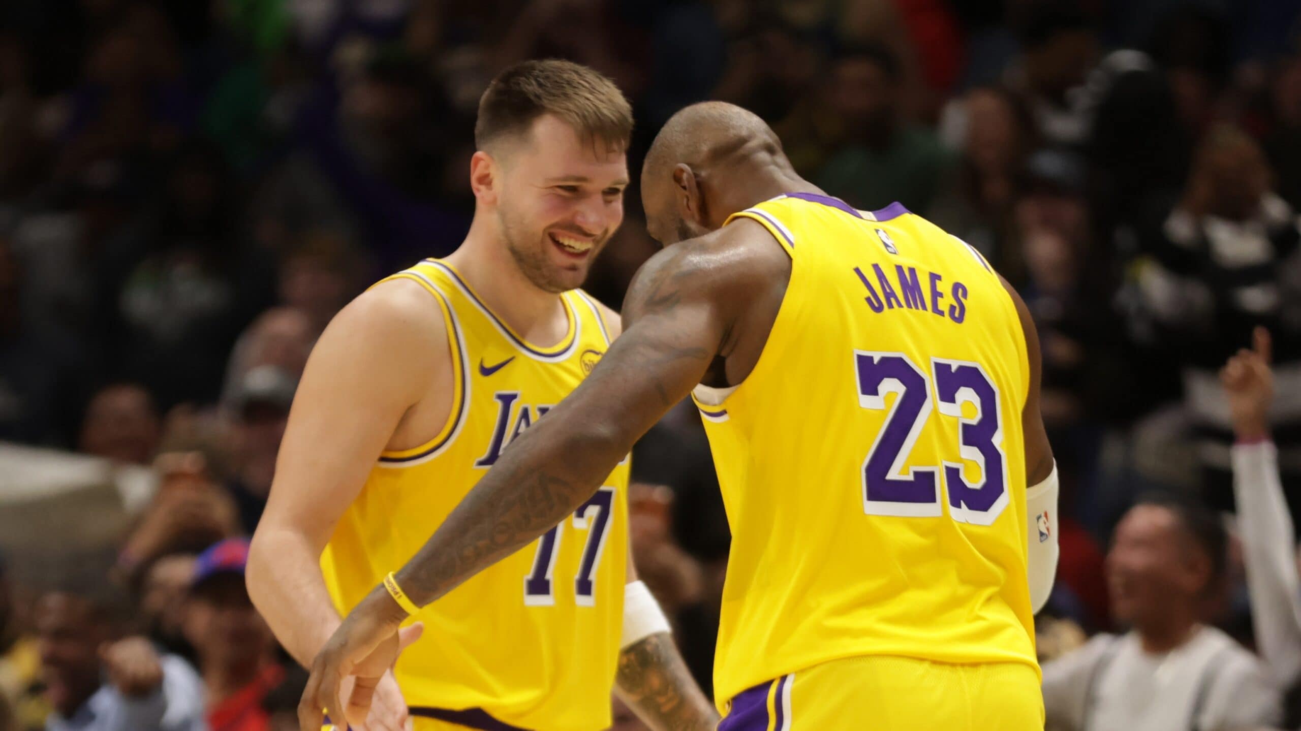 Live Updates: LeBron and Luka lead a six-game night in the NBA