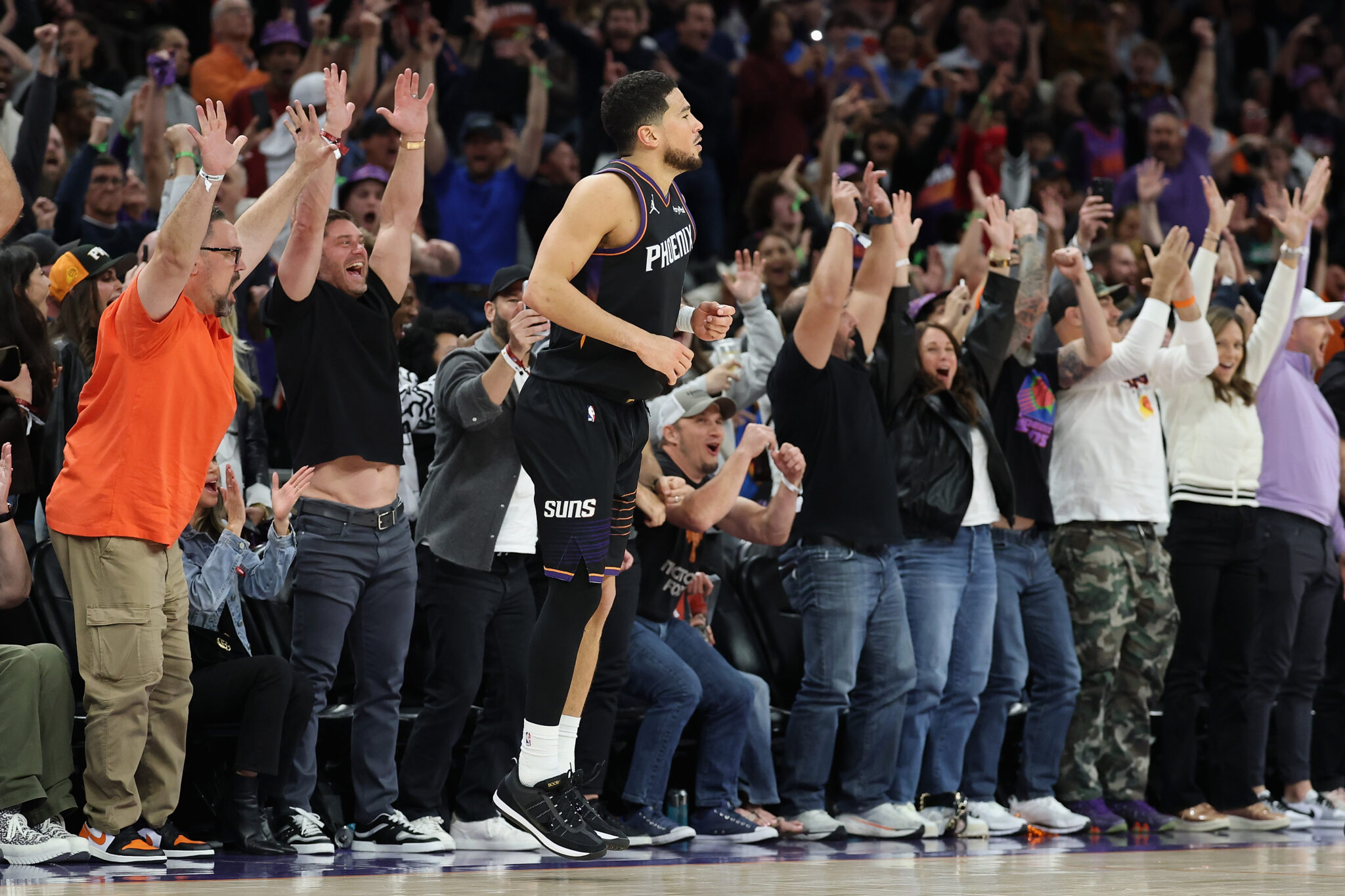 סיקור 8 משחקי ראשון / עמיחי קטן