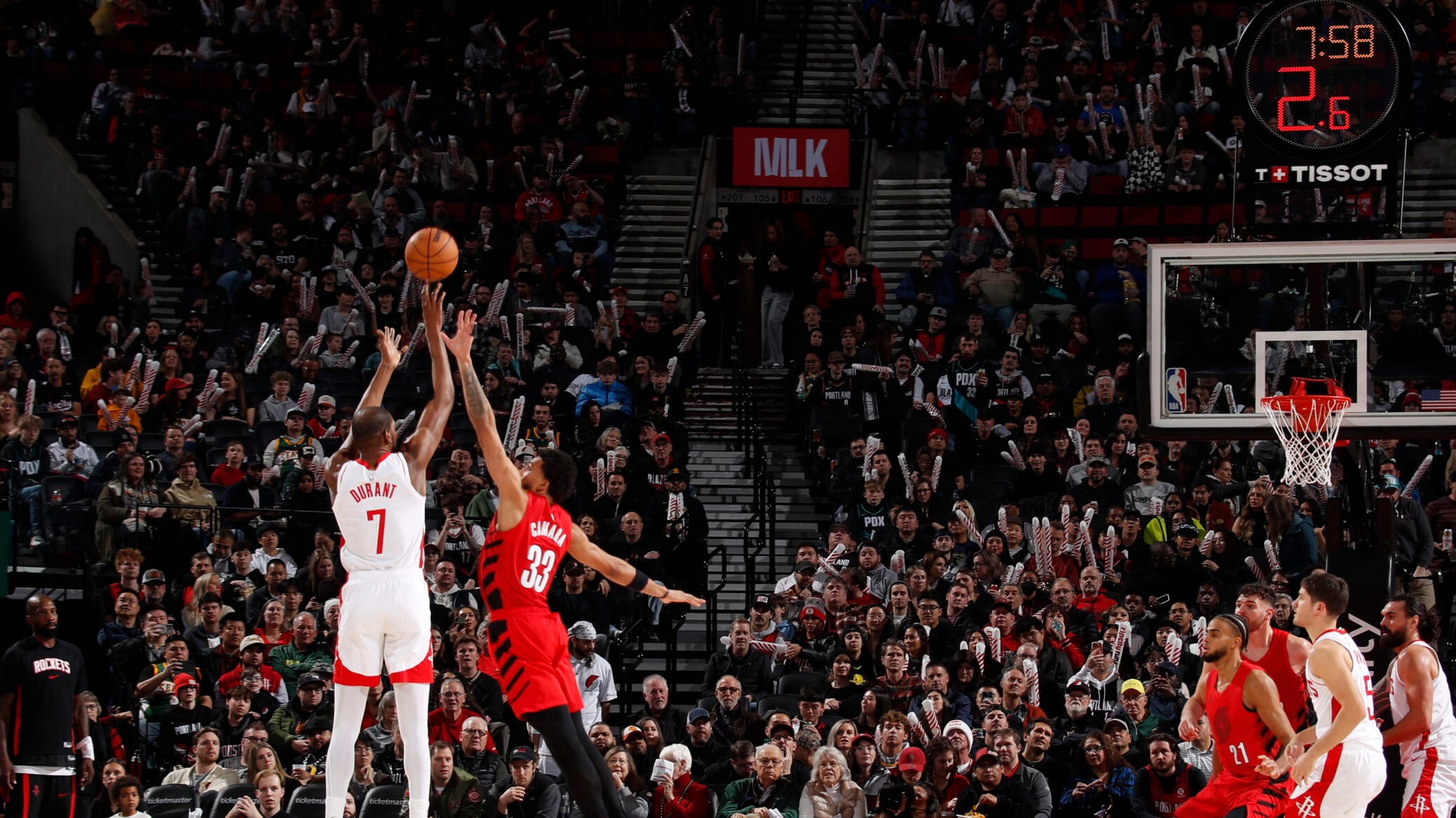 Kevin Durant passes Wilt Chamberlain for 7th on the NBA’s career scoring list