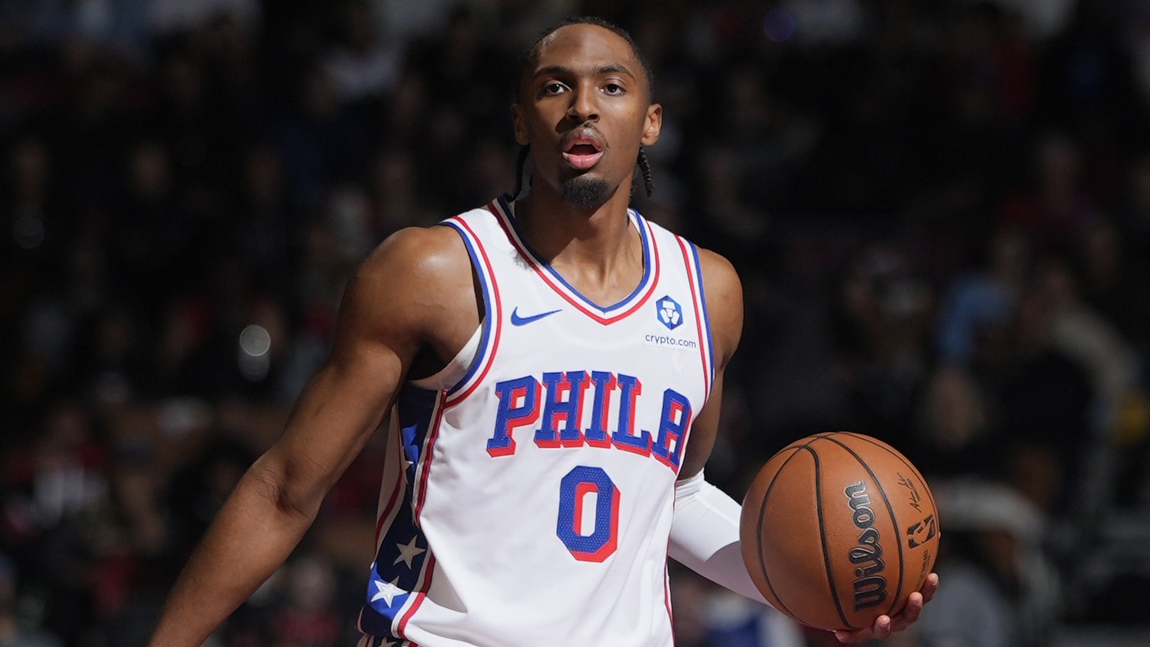 Live Updates: Tyrese Maxey's hot on a six-game night