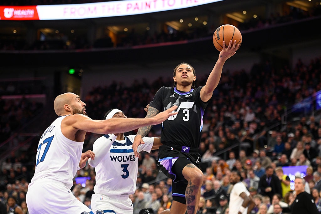 סיקור 7 משחקי שלישי / עמיחי קטן