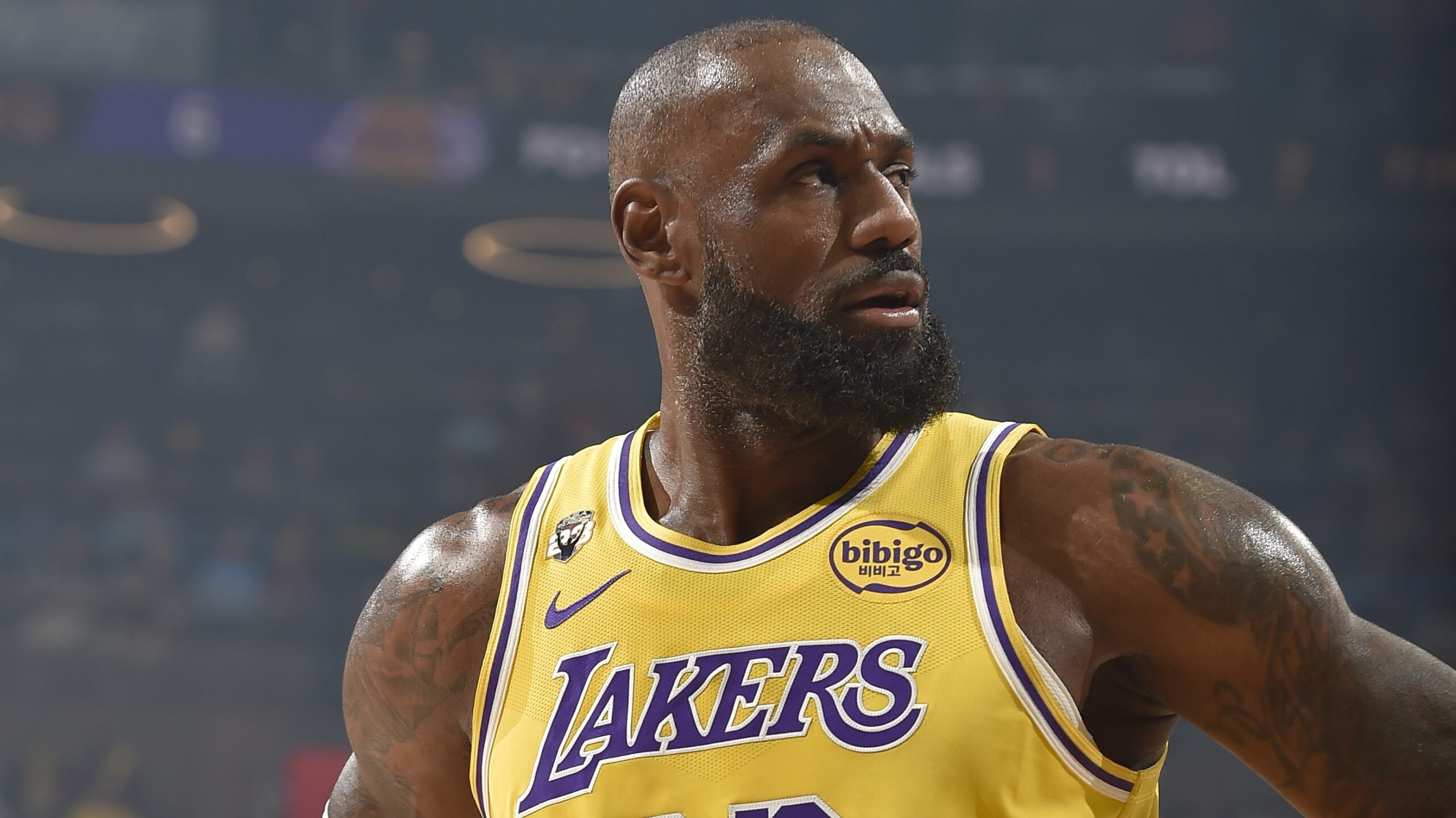 LeBron’s Emotional Cleveland Homecoming Highlights NBA Night