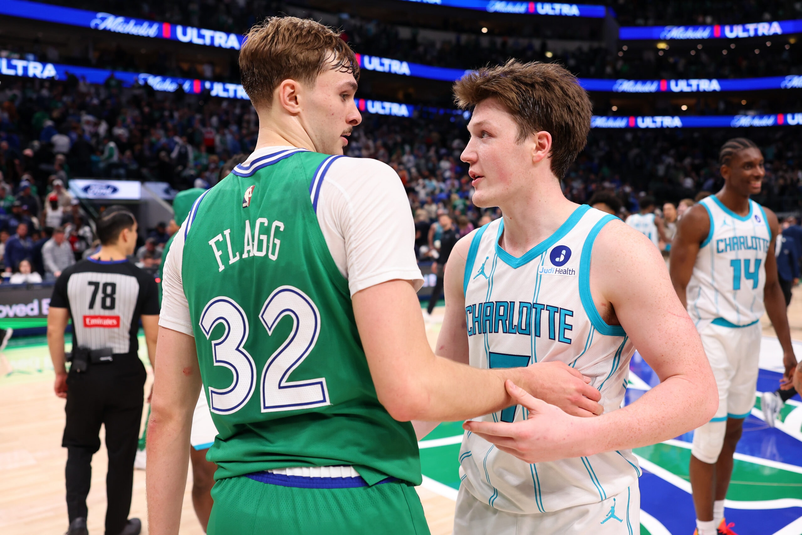 Live Updates: Highlights & Results from Thursday's 8-Game Slate