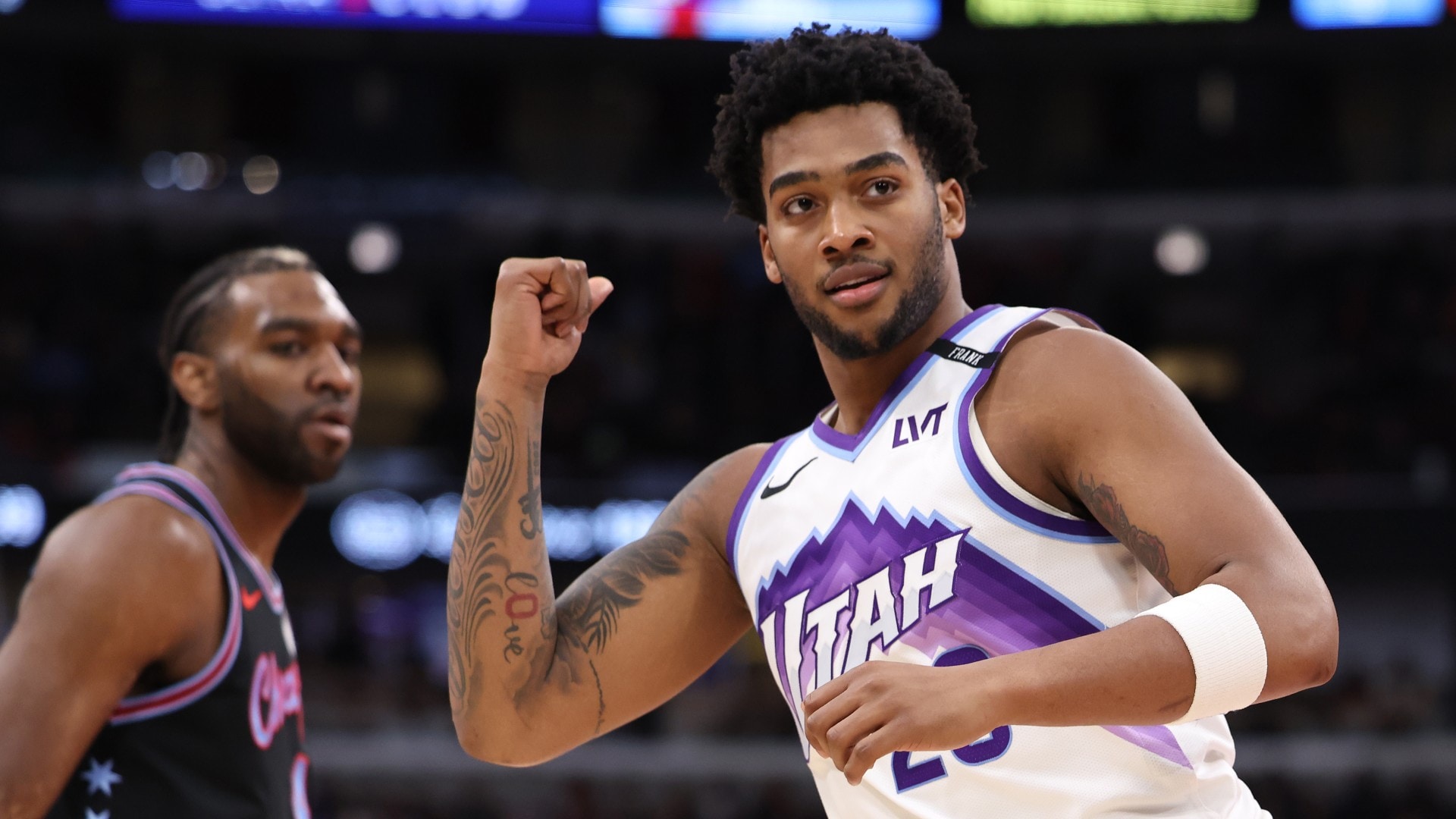 Brice Sensabaugh scores 21 points in 1st quarter, highest for a bench player in at least 29 years