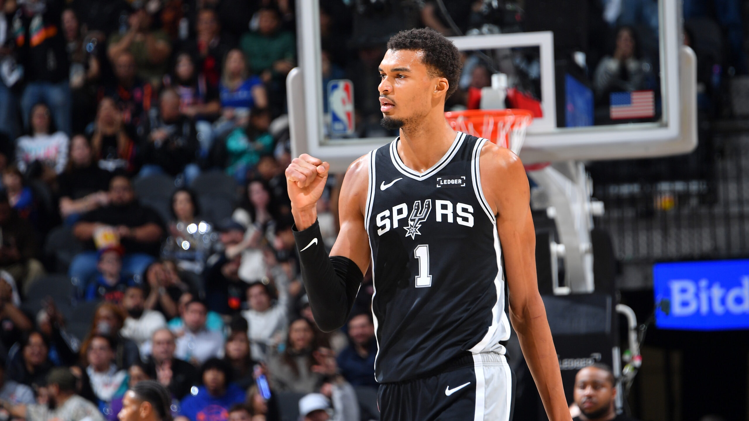 Victor Wembanyama's MRI shows no ligament damage in hyperextended knee; will miss Spurs-Pacers game