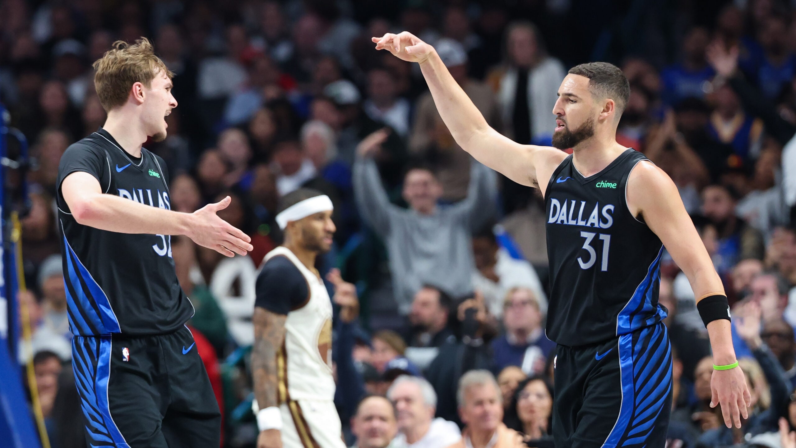 Live Updates: Warriors-Mavs, Lakers-Clippers and Thursday's action around the NBA