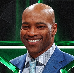 Vince Carter Headshot