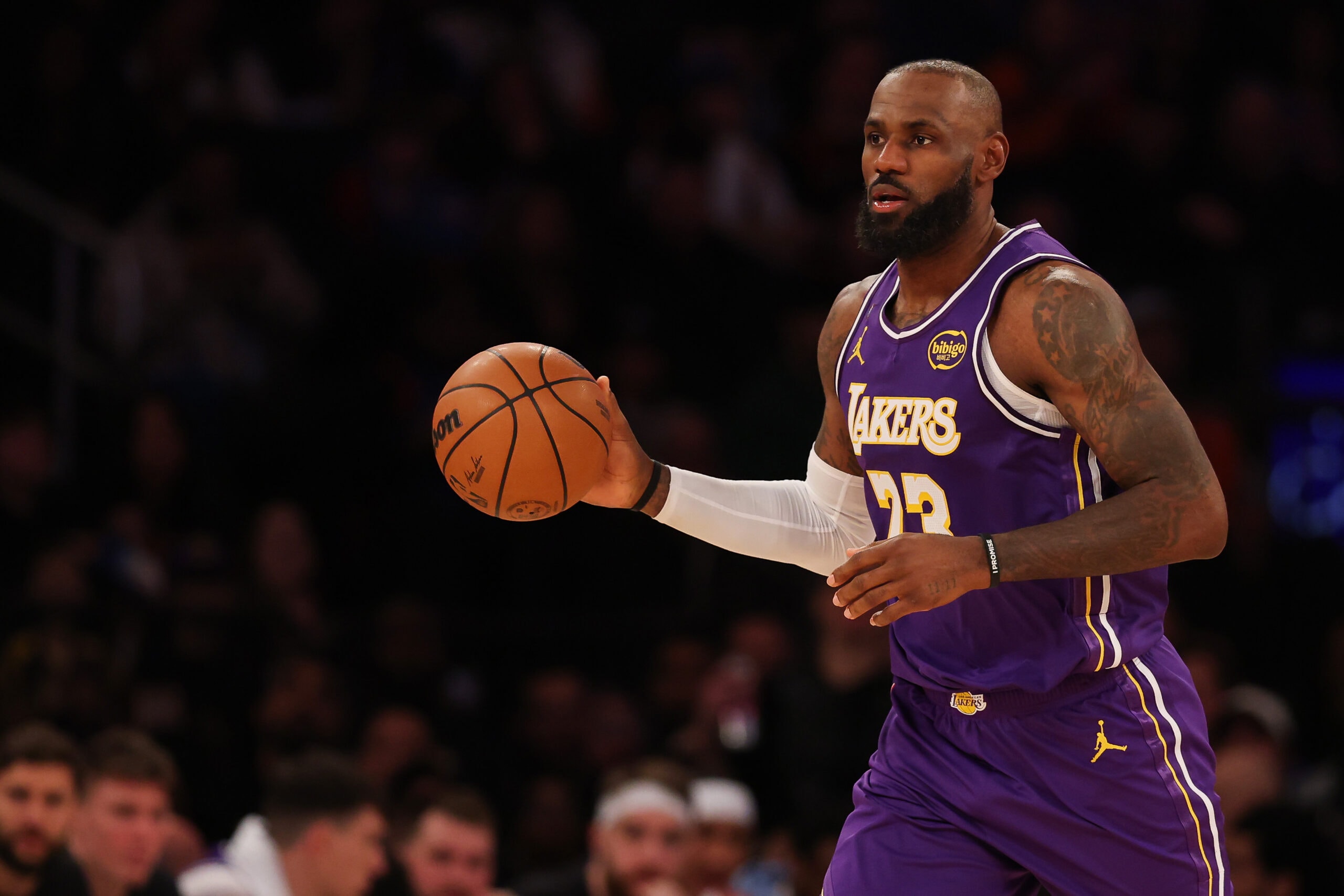 LeBron James overcomes injury for 22nd straight All-Star berth