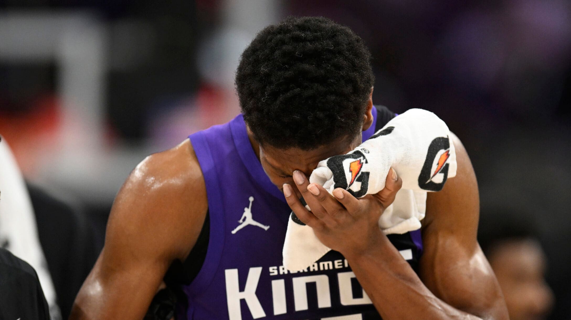 Kings forward De'Andre Hunter reportedly out for season following eye surgery