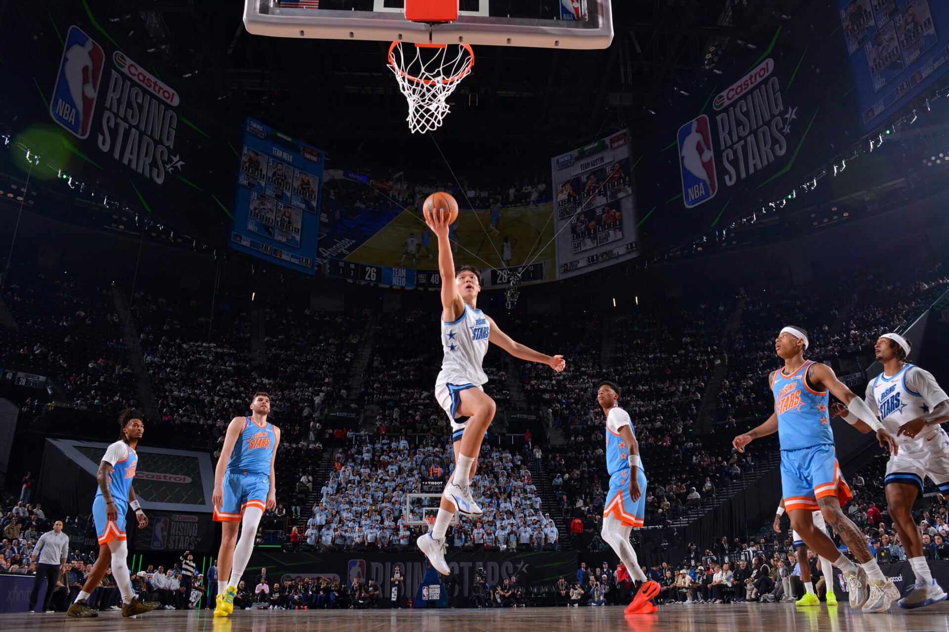 Yang Hansen shows off his range with a shot from distance