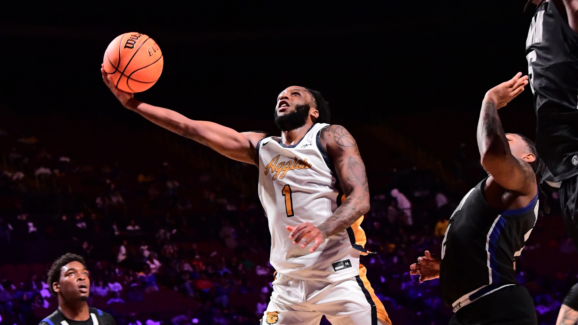 Trent Middleton Jr., Lewis Walker lead NC AT&T To HBCU Classic win