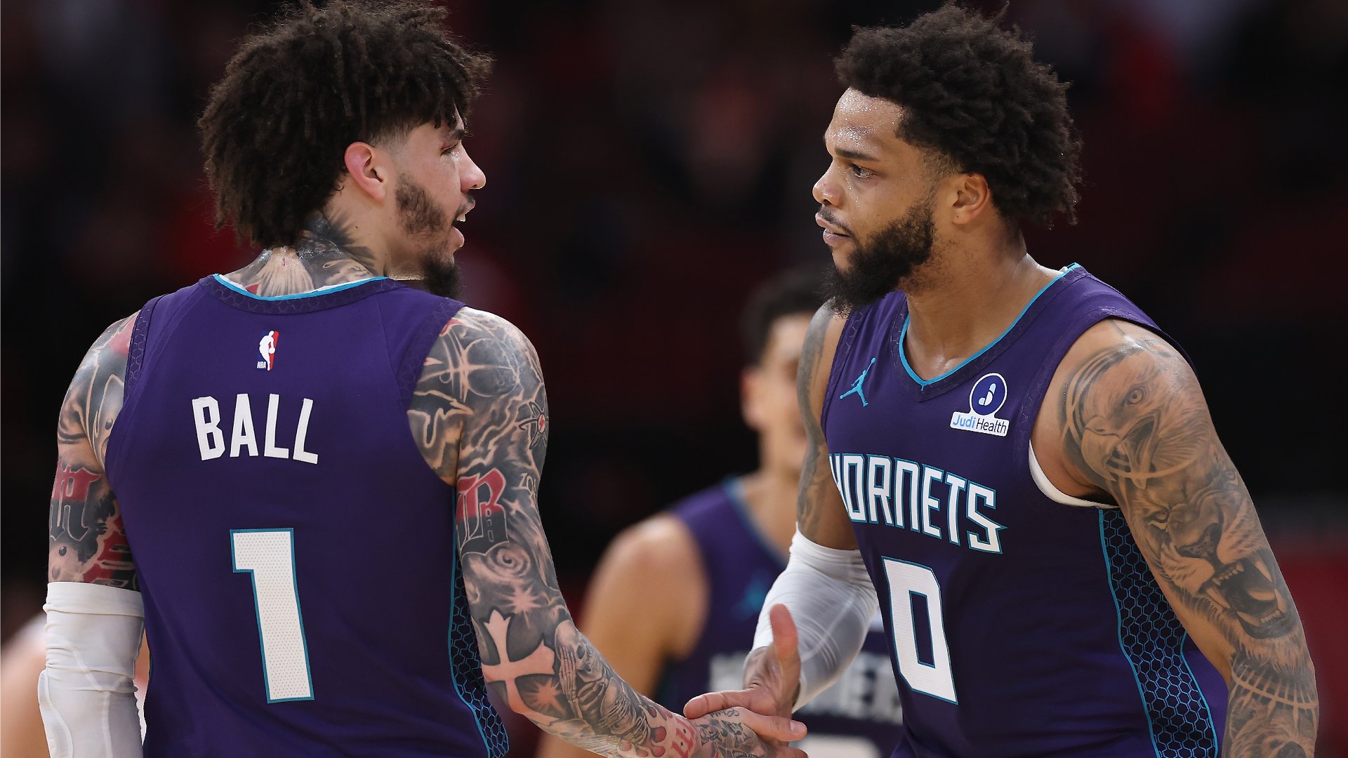 Hornets Roar to Historic Streak! Knicks-Pistons Showdown Tonight