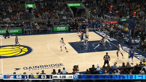 Tyrese Maxey assist to Joel Embiid