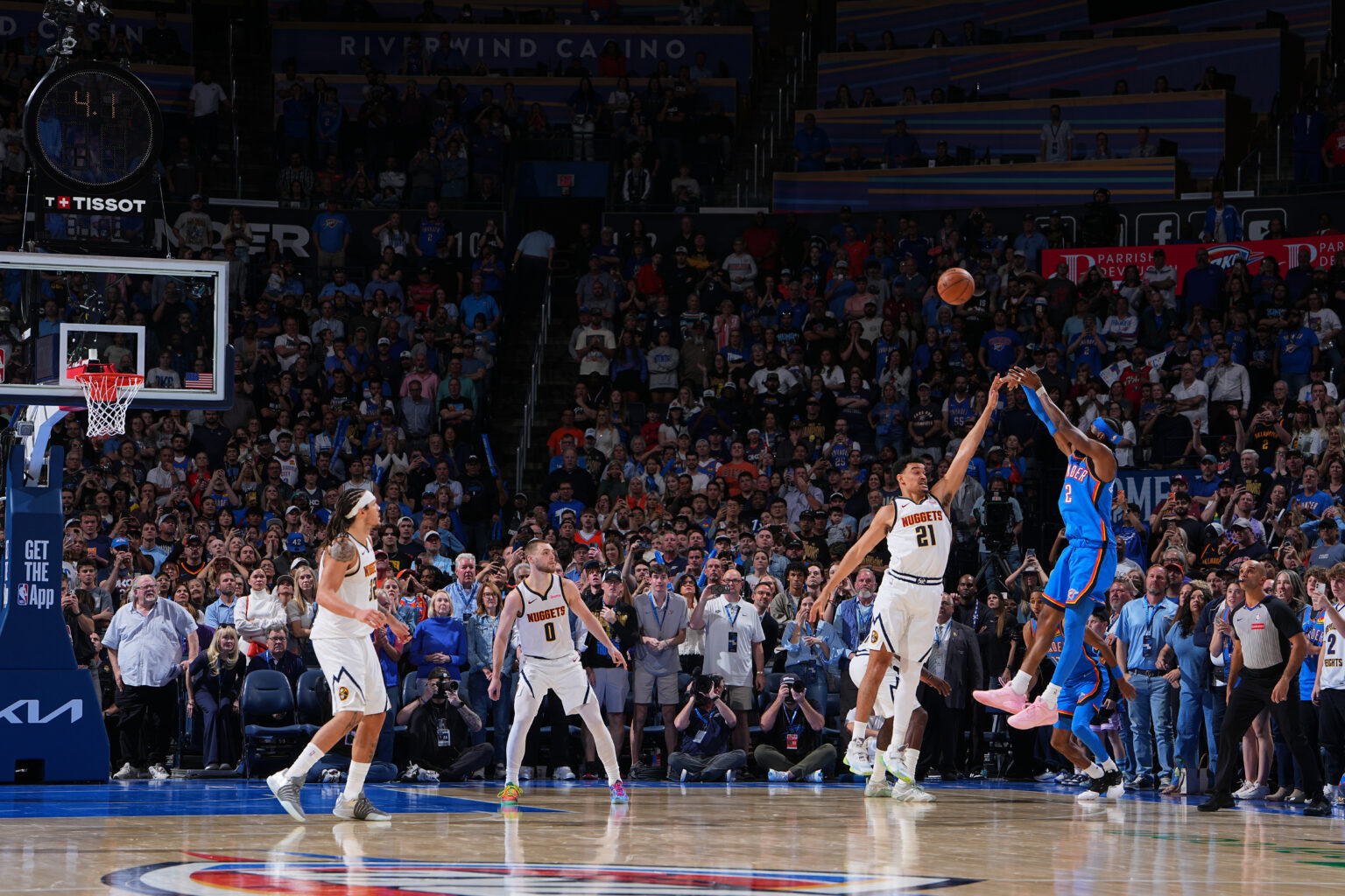 סיקור 5 משחקי שני / עמיחי קטן