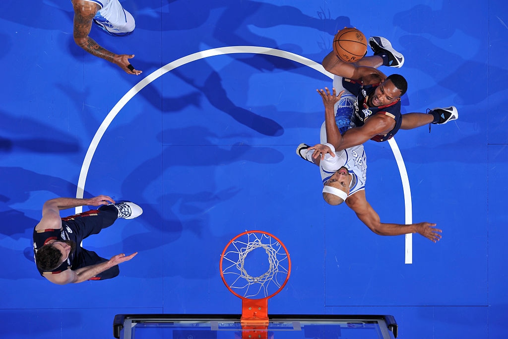 En Vivo: Donovan Mitchells Cavs se enfrentan a Paolo Bancheros Magic en una noche de seis juegos.