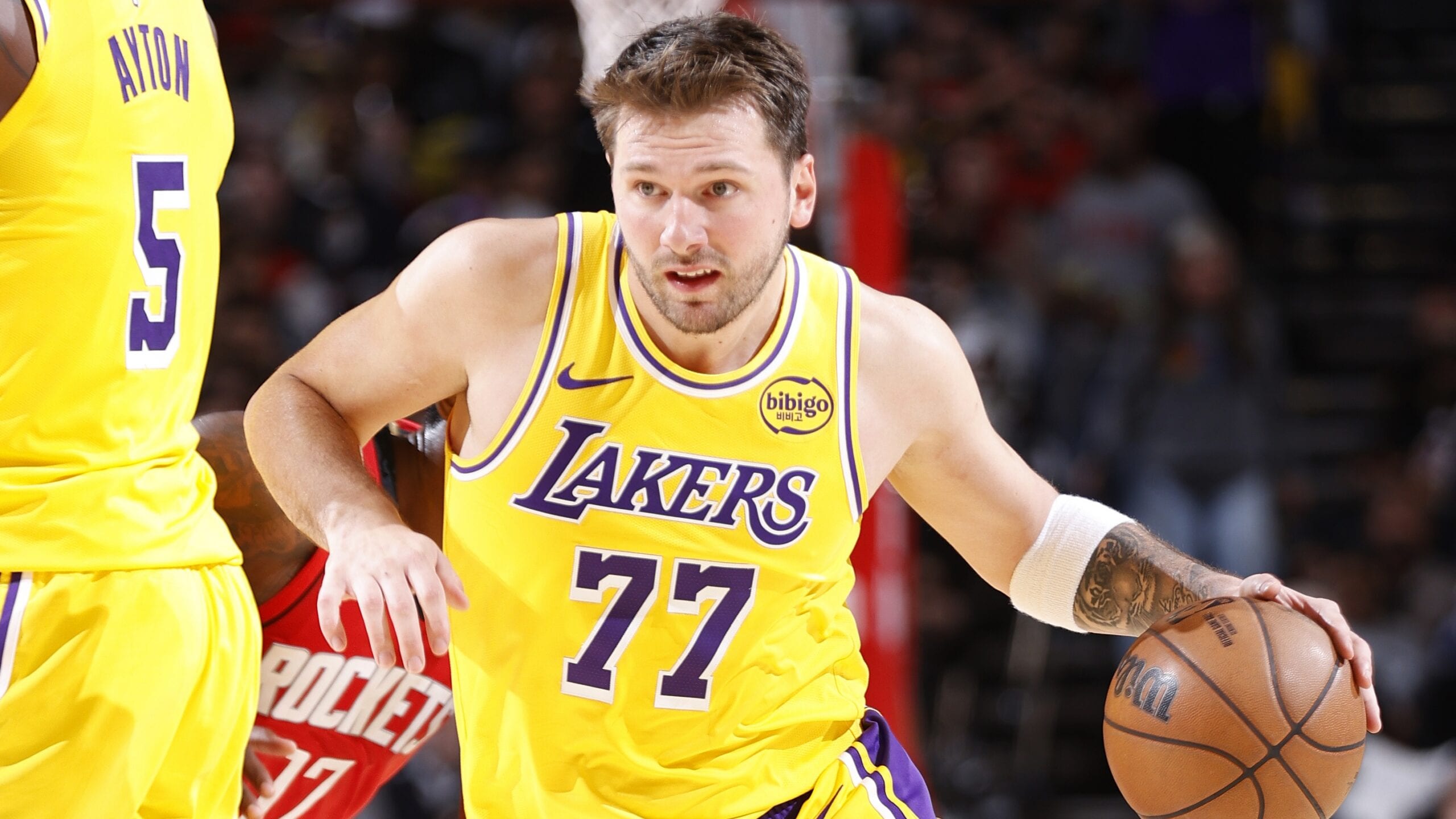 Luka and LeBron's heroics lead an eight-game night