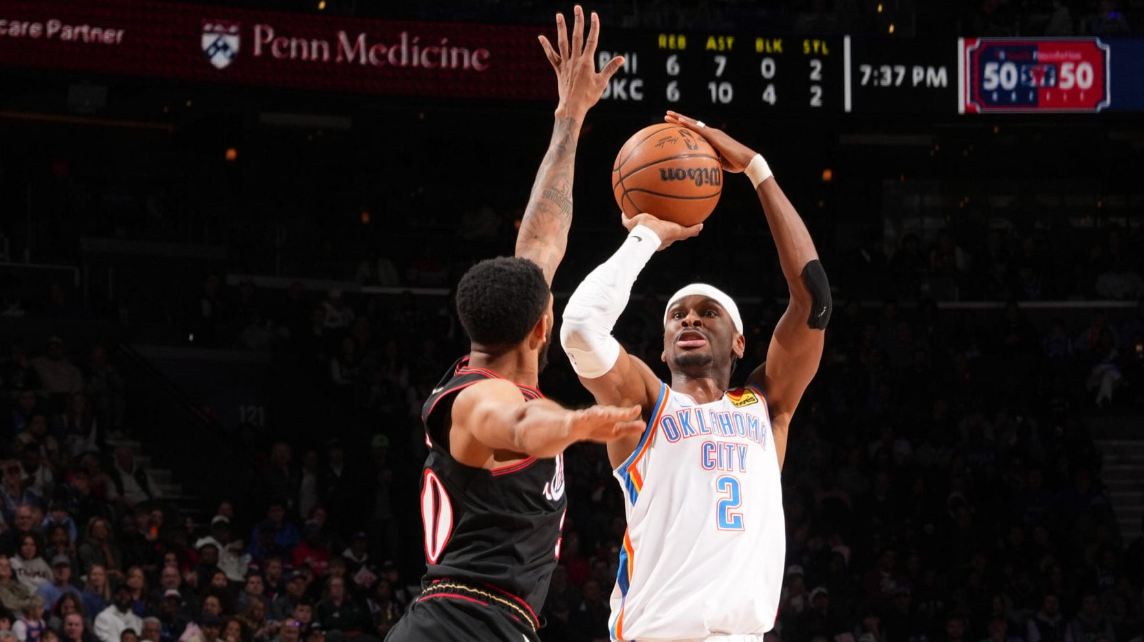 In Philadelphia, Thunder storm to 12th straight win