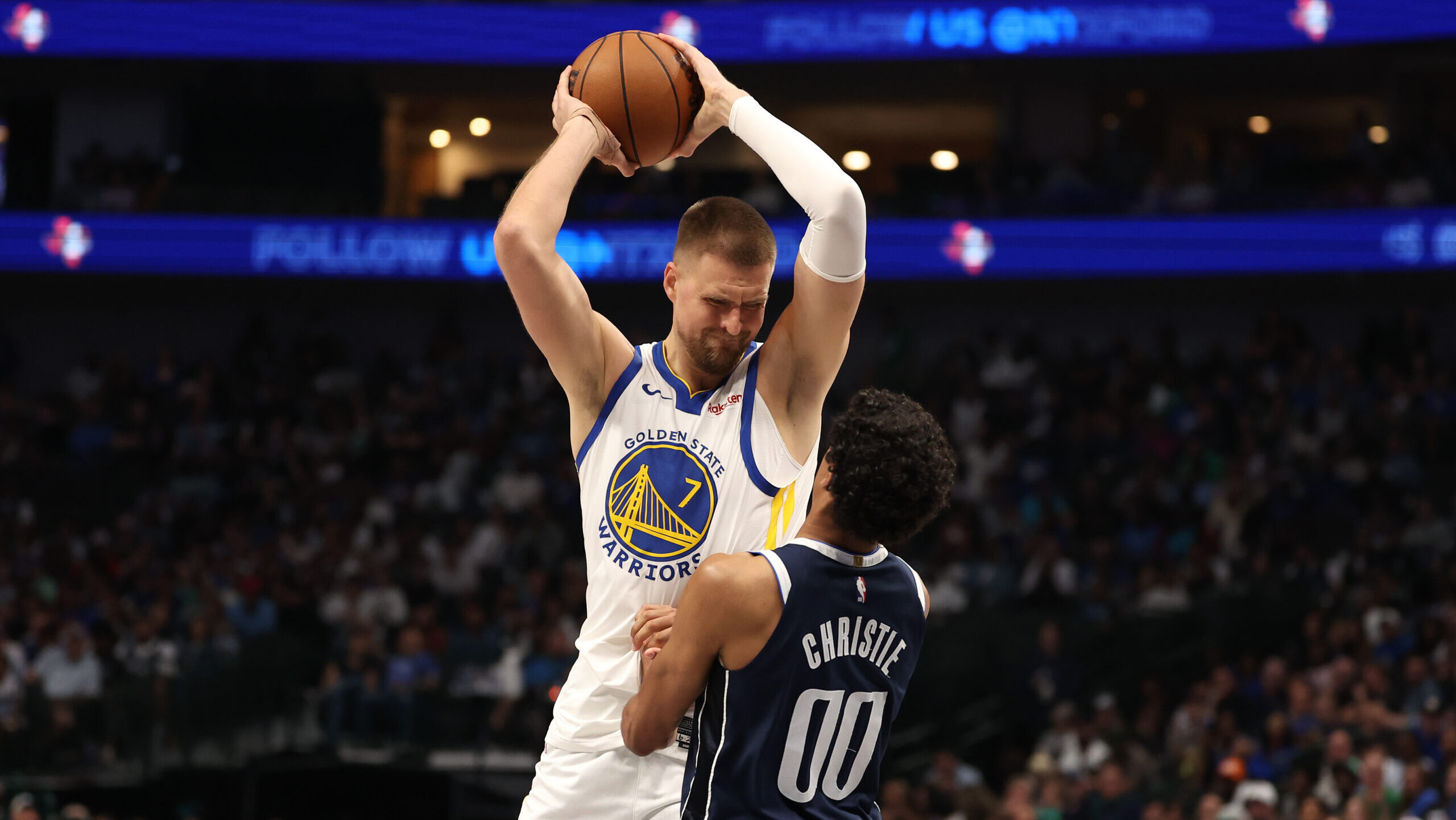 Warriors head to OT in Dallas as Monday slate wraps