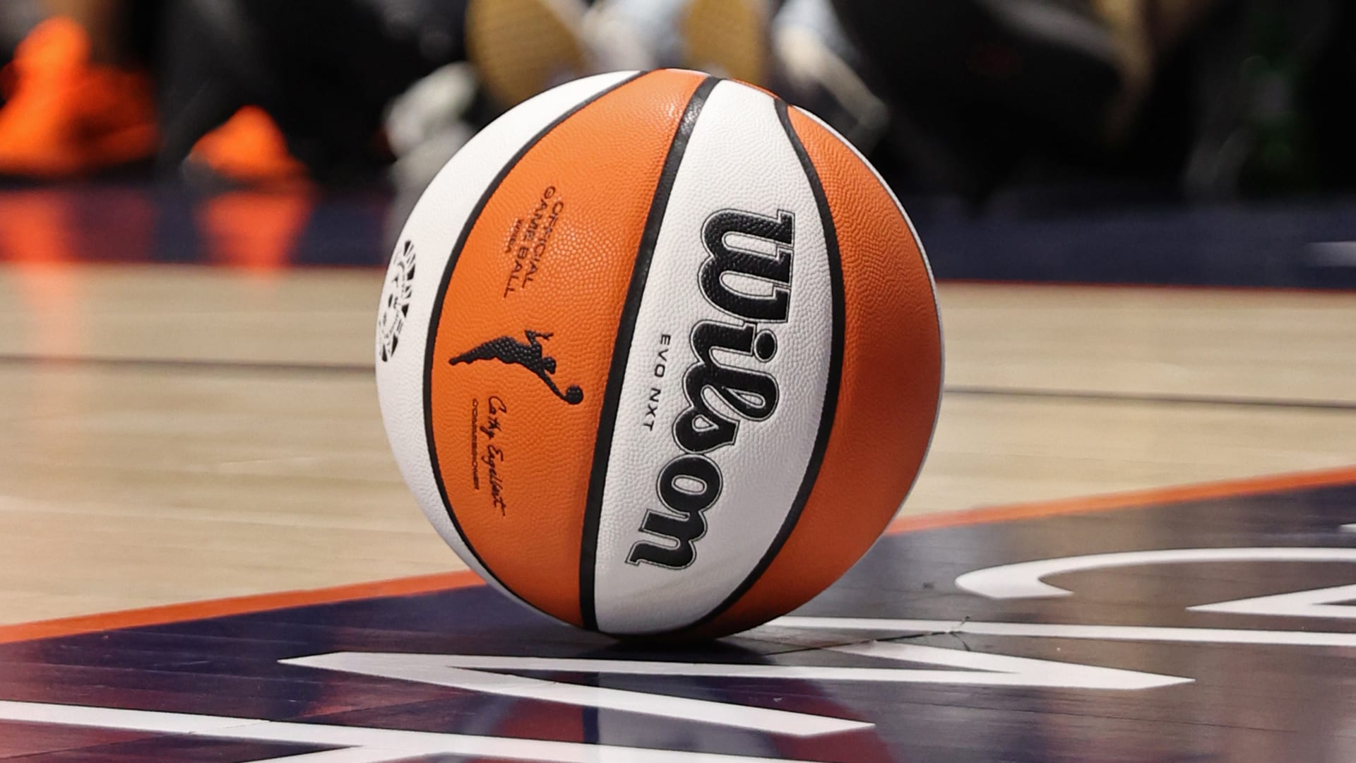 La WNBA y la WNBPA llegan a un acuerdo tentativo sobre un histórico convenio colectivo.