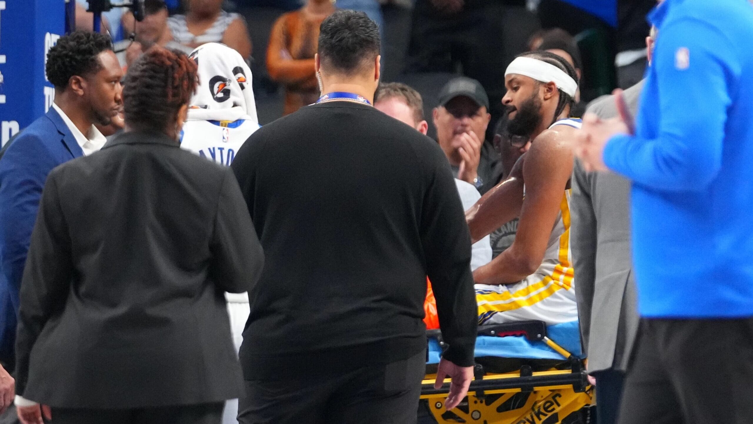 Warriors guard Moses Moody suffers season-ending left knee injury