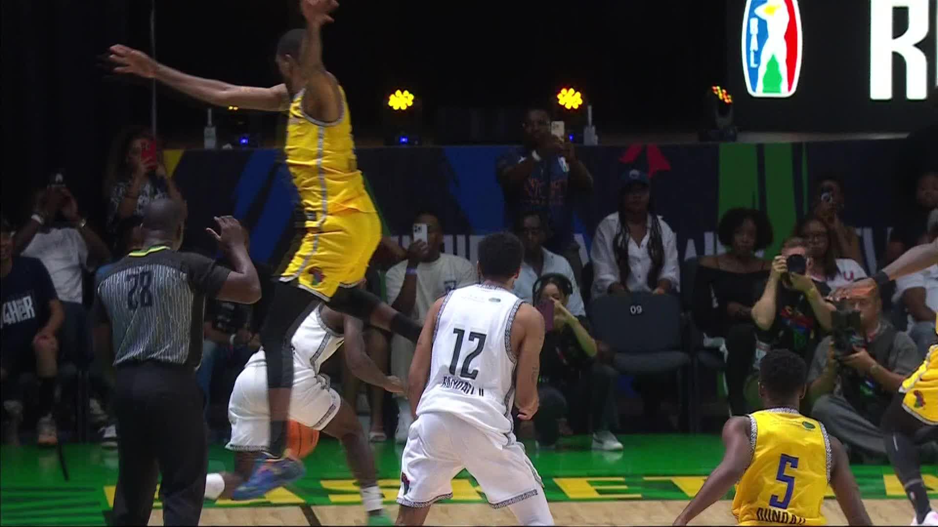 RSSB Tigers Rwanda vs. Angola Petro de Luanda - Game Highlights