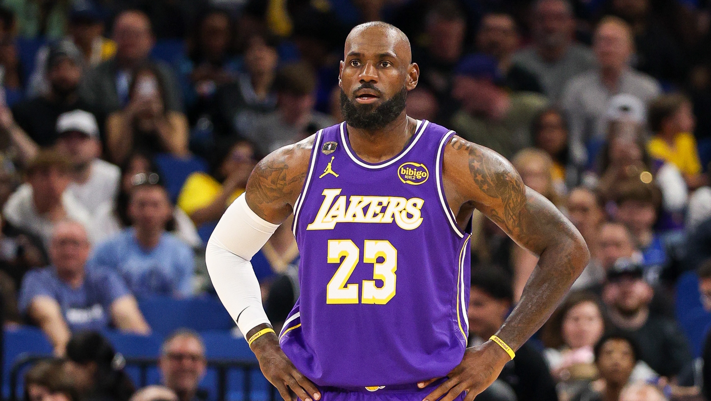 LeBron James passes Robert Parish for most regular-season games played