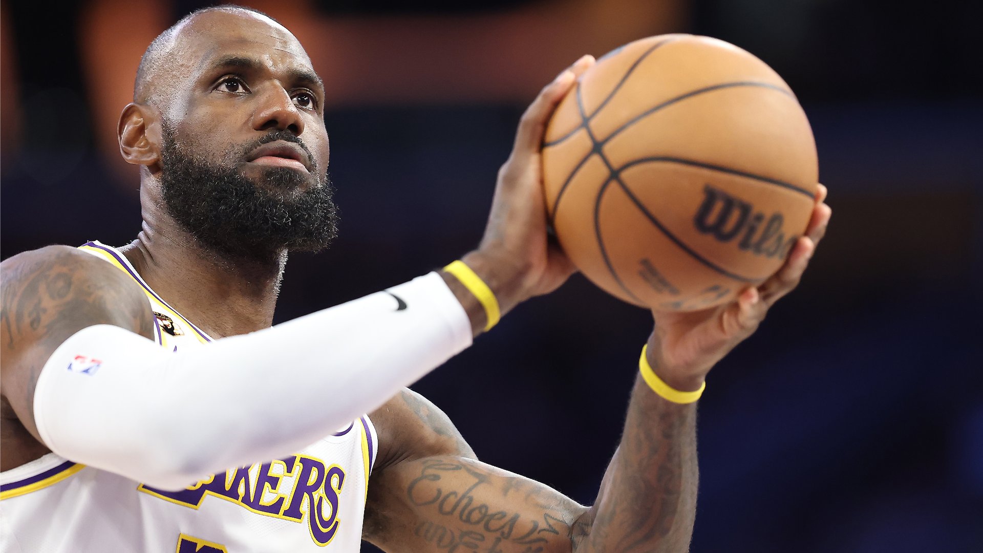 Starting 5: LeBron's milestone nears, a Spurs-Pistons showdown and more