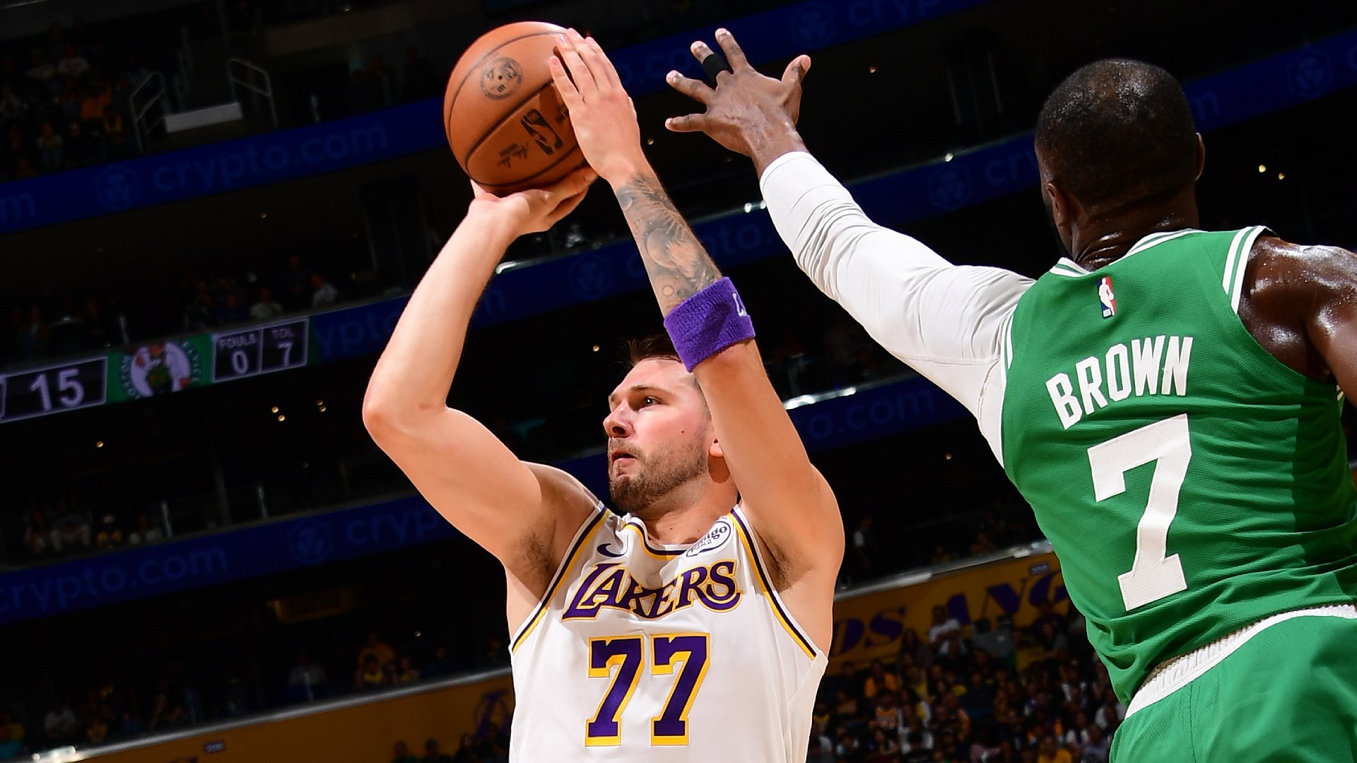 Celtics, Lakers are taking different (clutch) paths to the playoffs