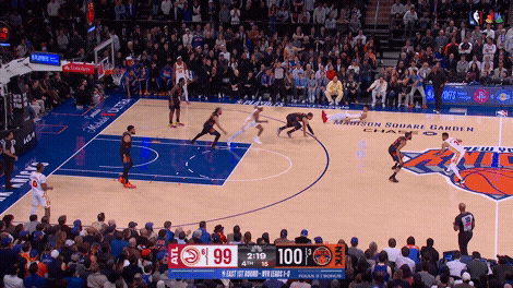 CJ McCollum isolation against Jalen Brunson