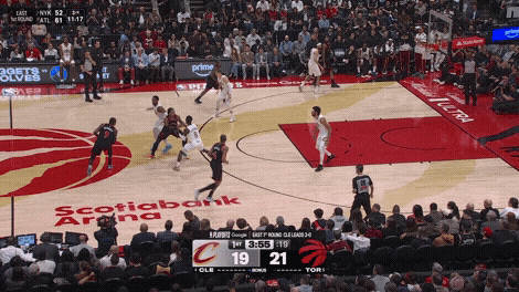 Scottie Barnes turnaround jumper over Jarrett Allen