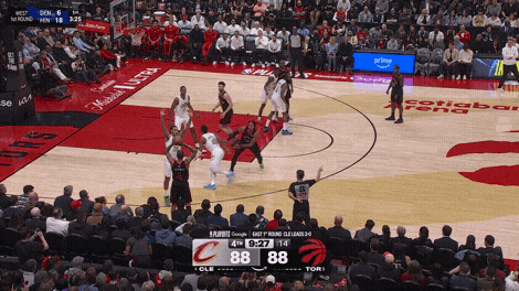 Jamison Battle back-screen 3-pointer