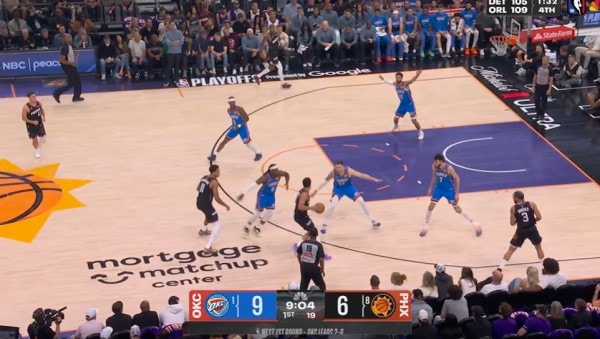 Wall of Thunder defenders facing Devin Booker