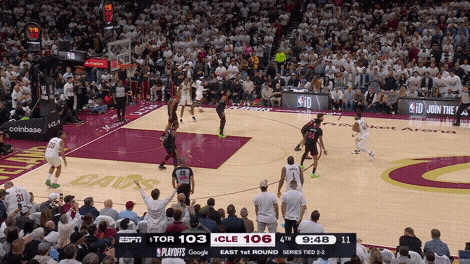 Dennis Schröder drive vs. Scottie Barnes